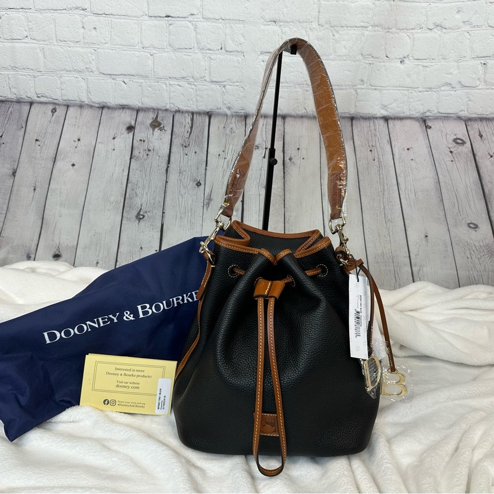 NWT Dooney & Bourke Drawstring Pebble Leather Bucket Bag with Dust Bag & Reg.